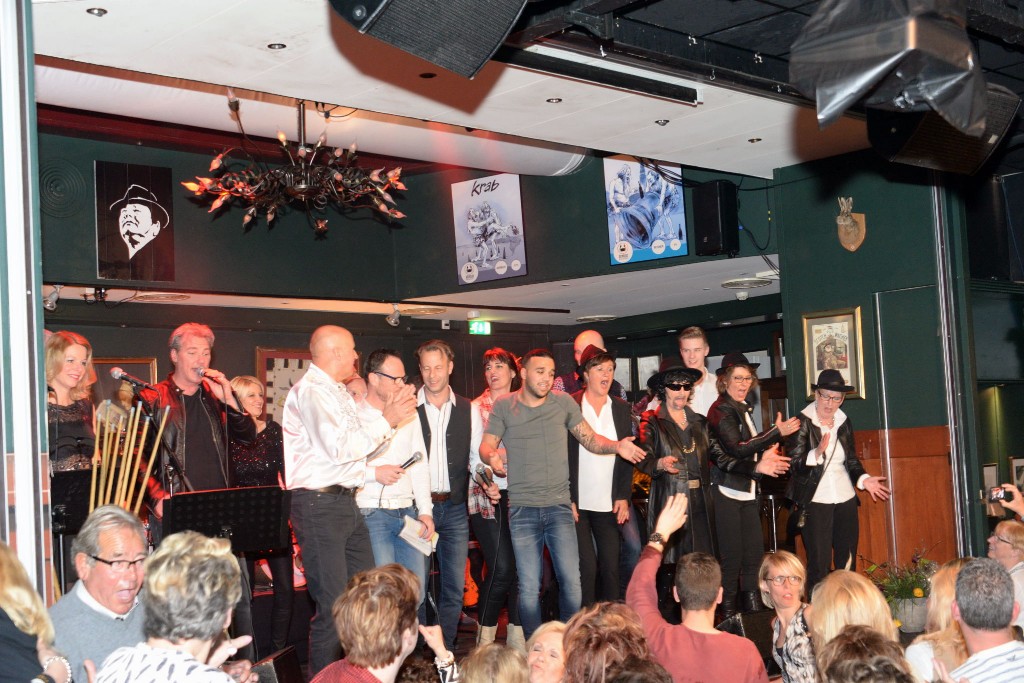 ../Images/Heel Noordwijkerhout zingt Hazes 485.jpg